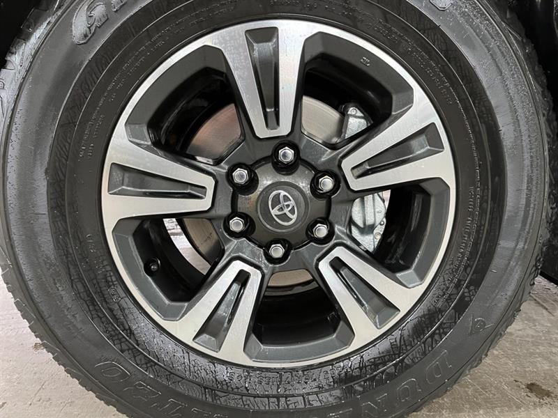 toyota Tacoma 2018 - 16