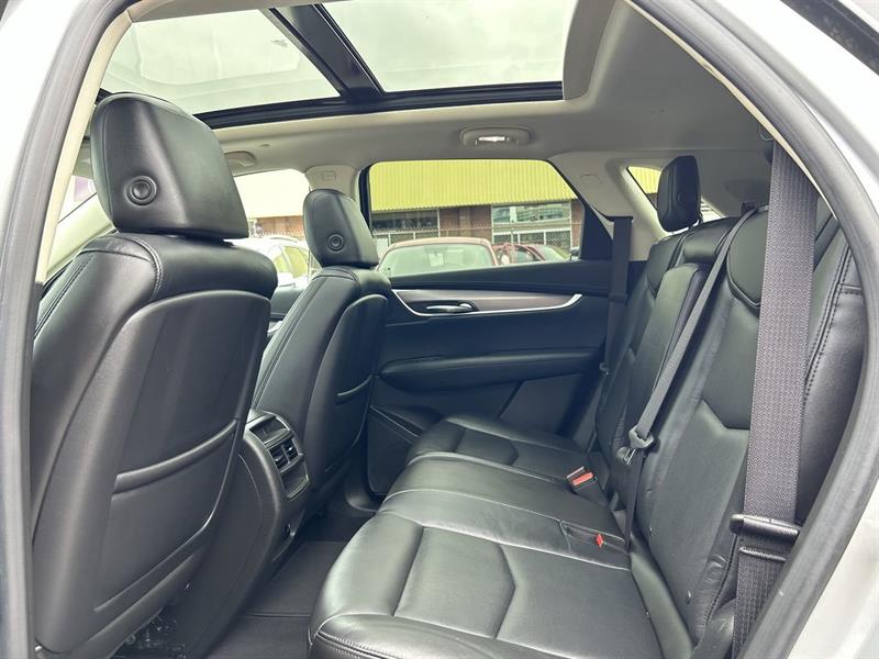 cadillac XT5 2017 - 31