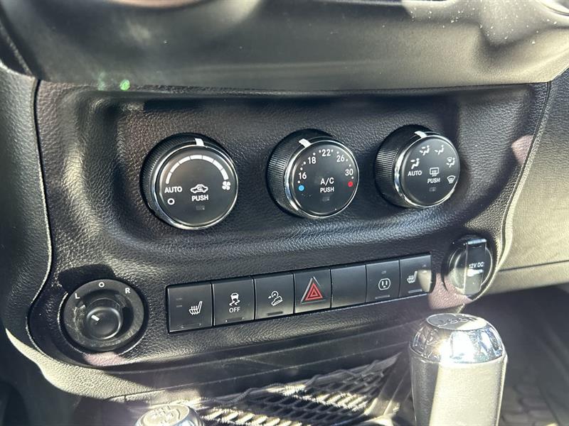 jeep Wrangler 2015 - 27