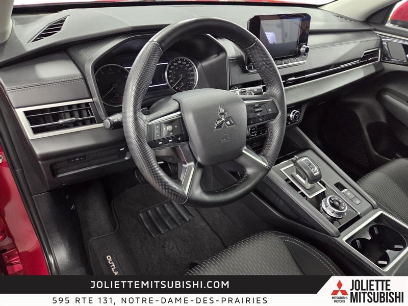 mitsubishi Outlander 2024 - 23