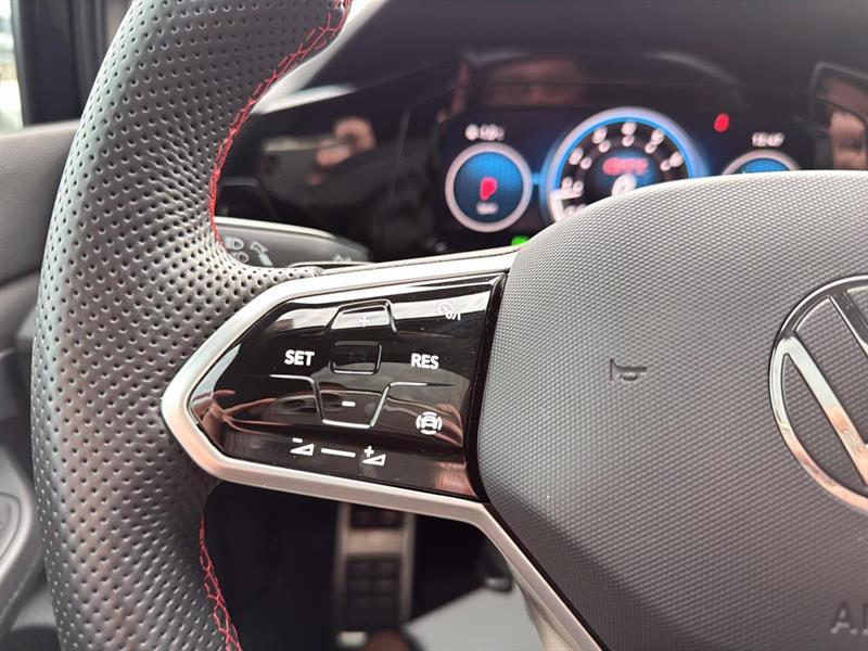 volkswagen Golf GTI 2023 - 16