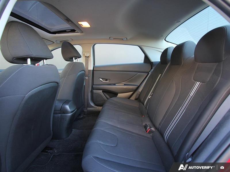 hyundai Elantra 2021 - 23