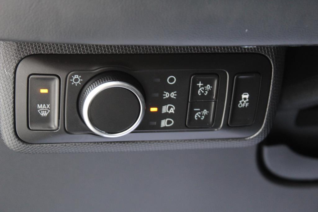 ford Mustang Mach-E 2022 - 34