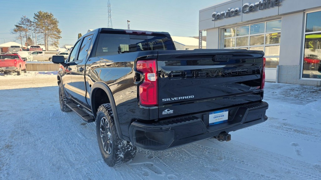 chevrolet Silverado 1500 2024 - 12