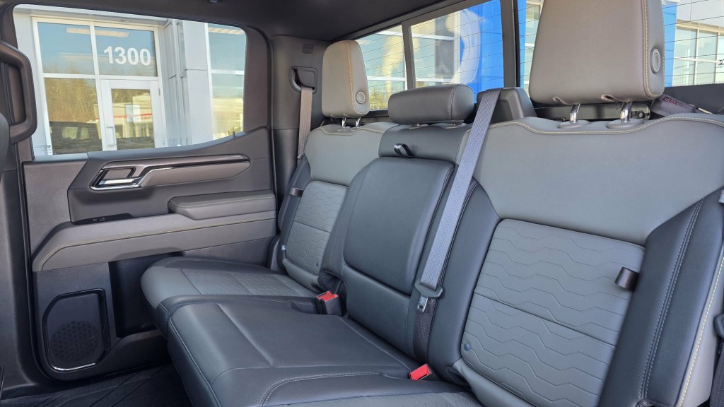 chevrolet Silverado 1500 2024 - 18