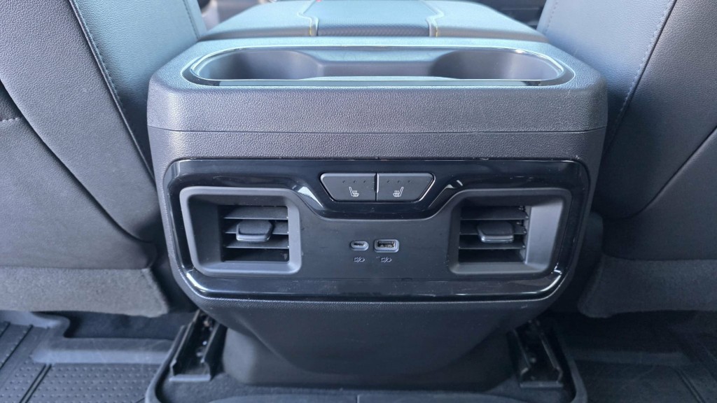 chevrolet Silverado 1500 2024 - 19