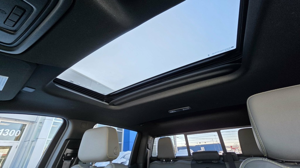 chevrolet Silverado 1500 2024 - 21