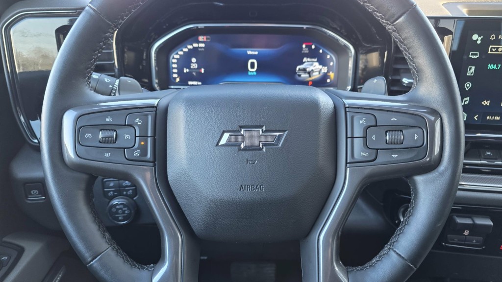 chevrolet Silverado 1500 2024 - 31