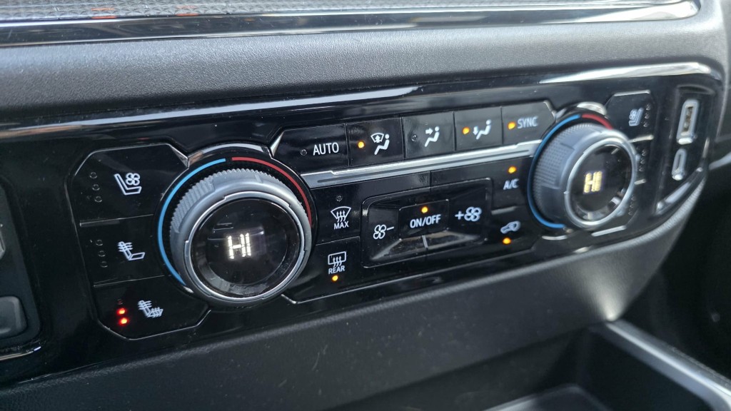 chevrolet Silverado 1500 2024 - 38