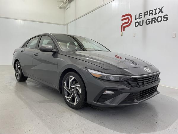 hyundai Elantra 2025