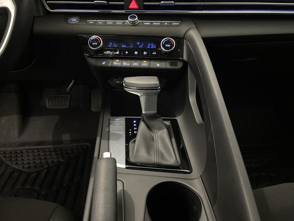 hyundai Elantra 2025 - 23