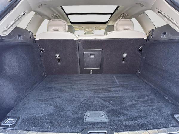 volvo XC60 2023 - 14