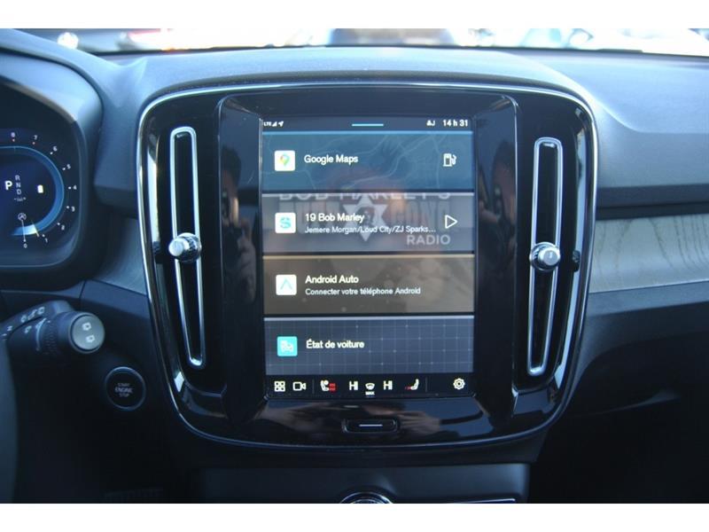 volvo XC40 2023 - 17