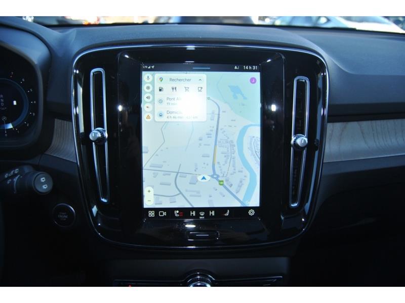 volvo XC40 2023 - 18