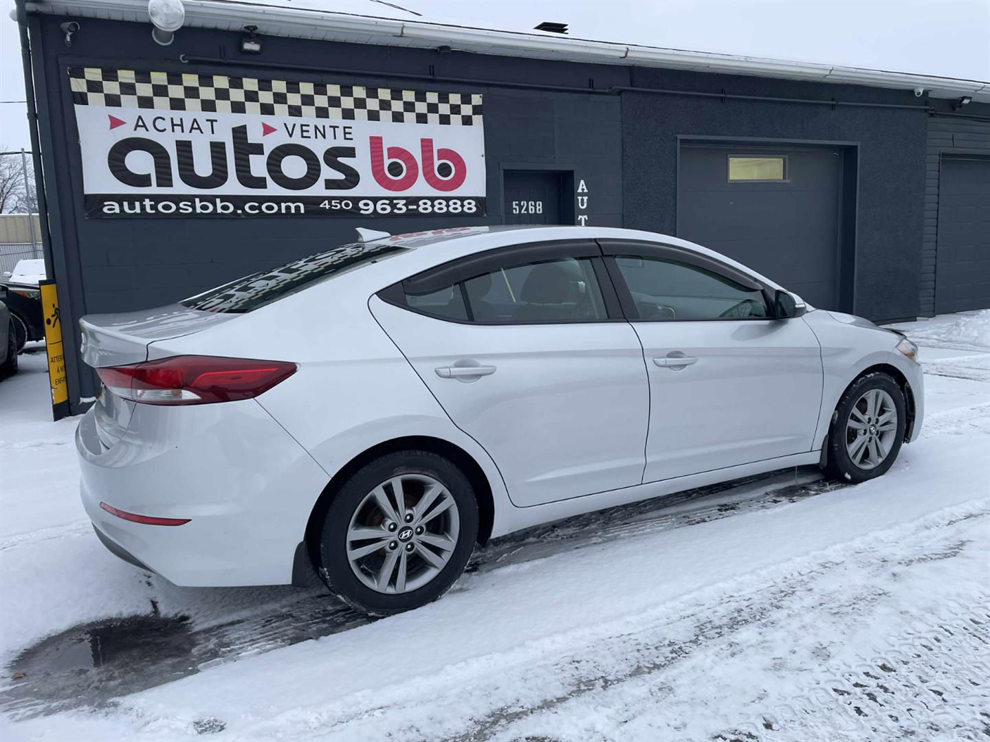 hyundai Elantra 2017 - 2