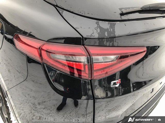 alfa romeo Stelvio 2022 - 11