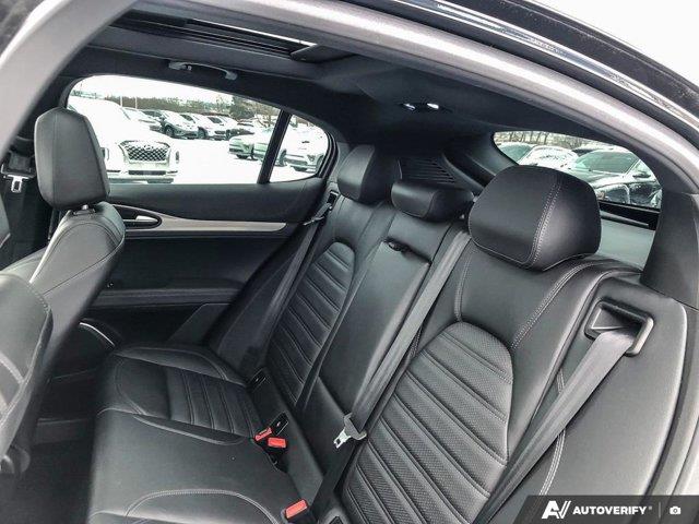 alfa romeo Stelvio 2022 - 22