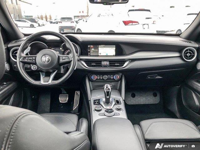 alfa romeo Stelvio 2022 - 23