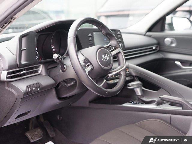 hyundai Elantra 2022 - 13