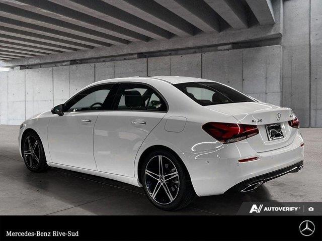 mercedes-benz A 2022 - 3