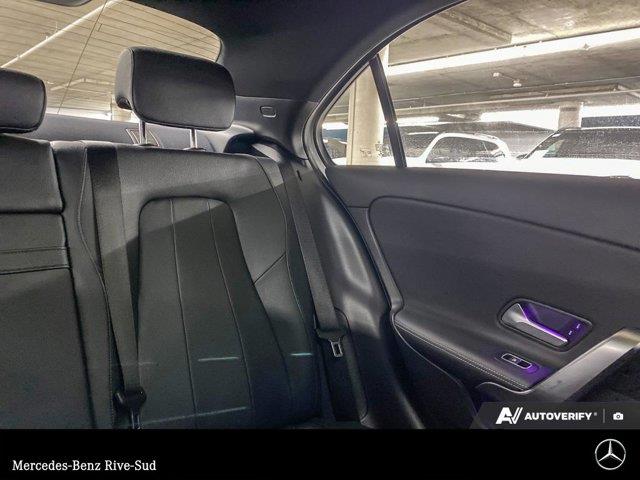 mercedes-benz A 2022 - 14