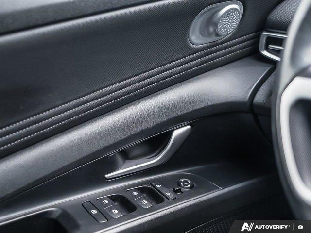 hyundai Elantra Hybrid 2022 - 17