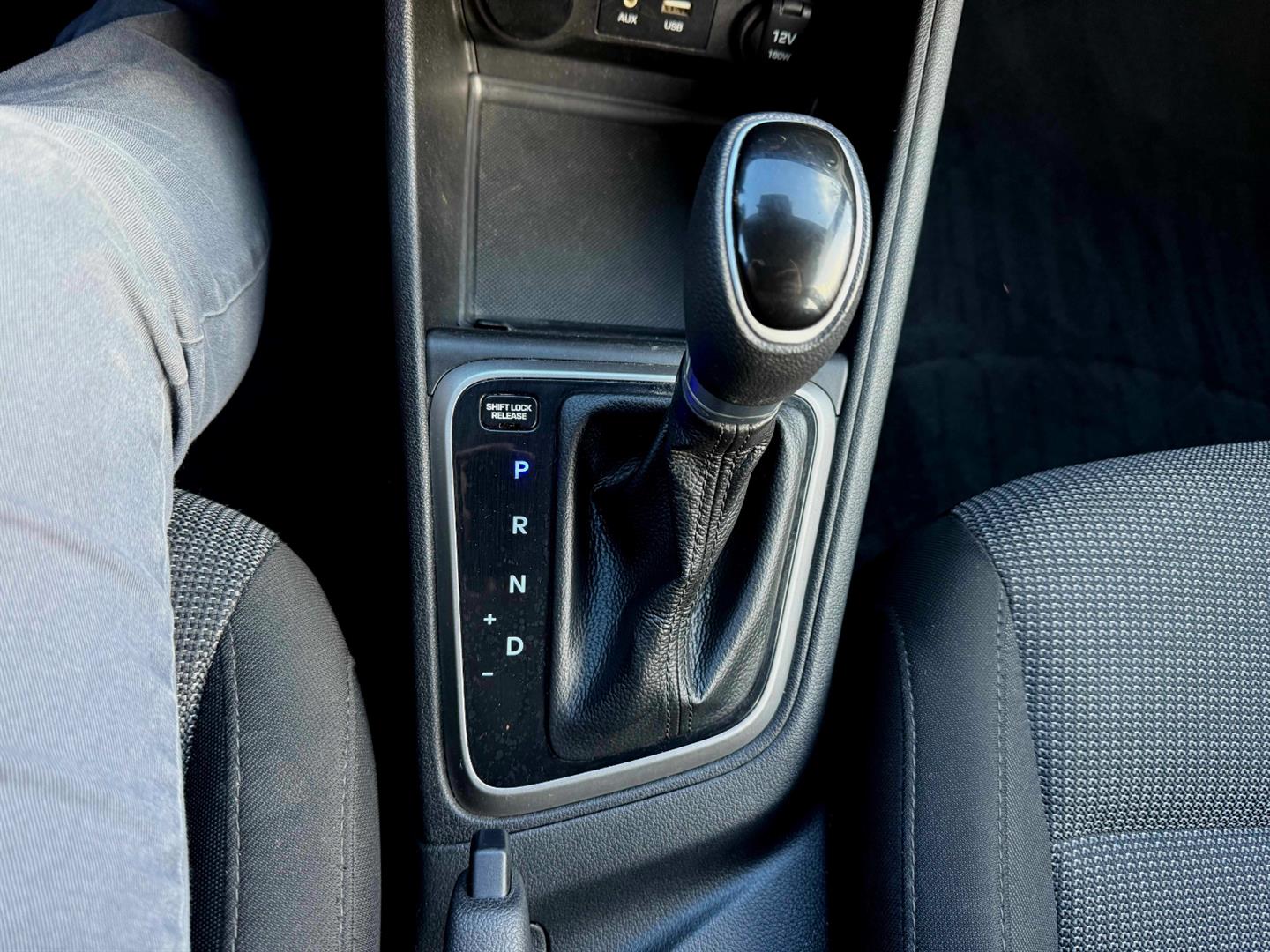 hyundai Accent 2019 - 16