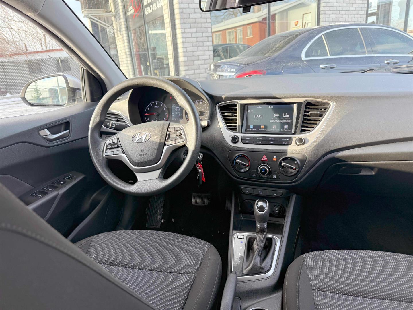 hyundai Accent 2019 - 28