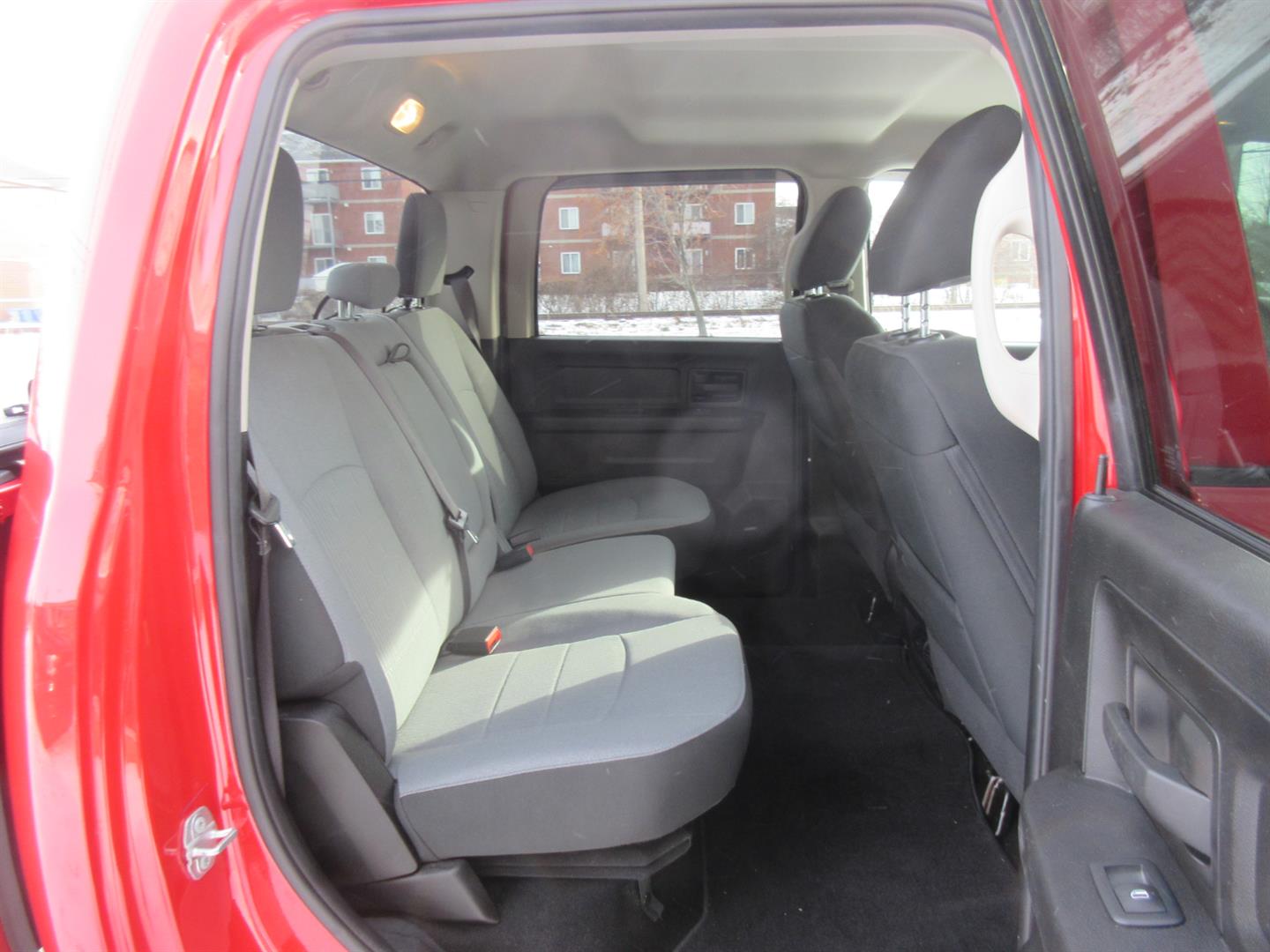 ram 1500 Classic 2021 - 26