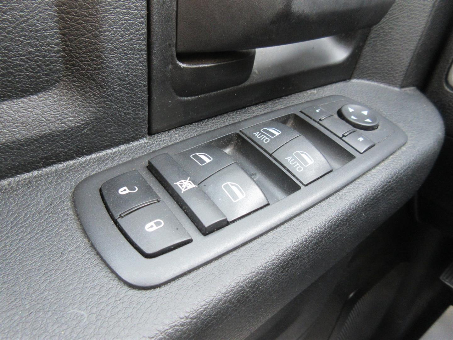 ram 1500 Classic 2021 - 29