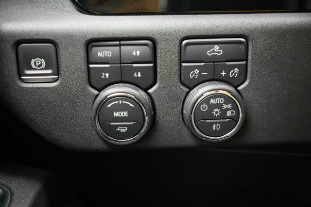 chevrolet Silverado 1500 2023 - 17