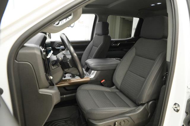 chevrolet Silverado 1500 2023 - 23