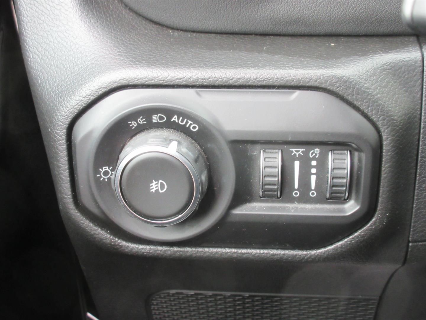 jeep Wrangler 2021 - 29