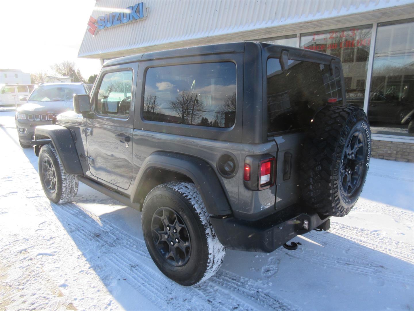 jeep Wrangler 2023 - 10