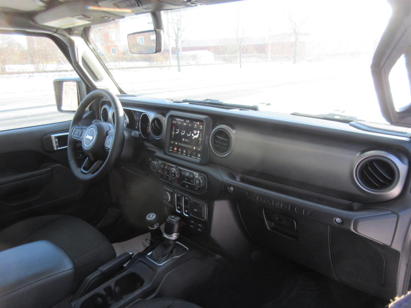 jeep Wrangler 2023 - 9