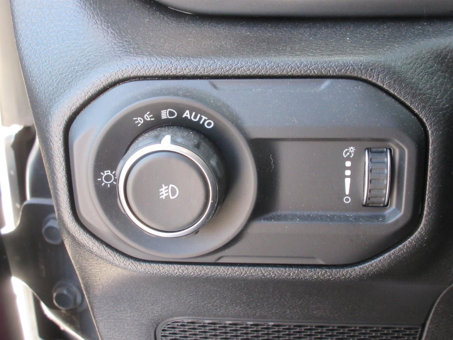 jeep Wrangler 2023 - 29