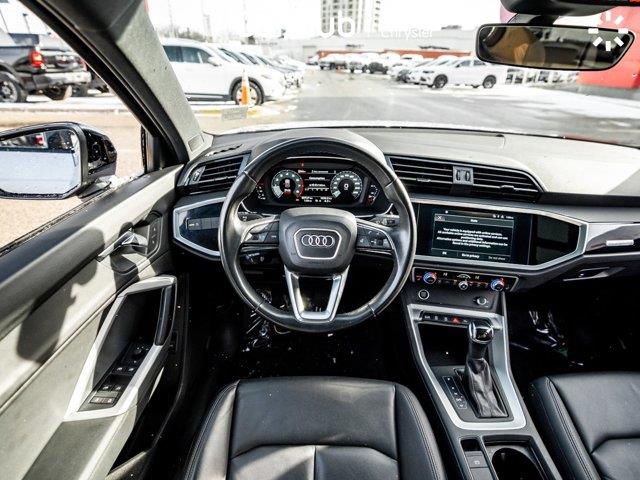 audi Q3 2022 - 12