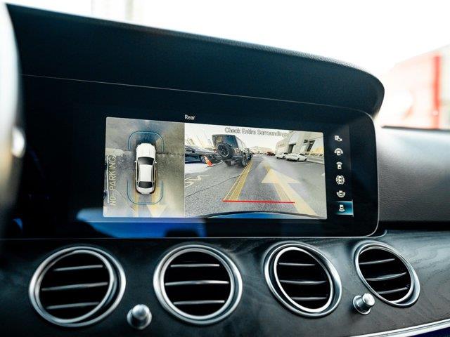 mercedes-benz E Class 2022 - 35