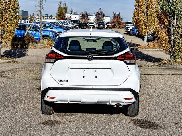 nissan Kicks Play 2025 - 12