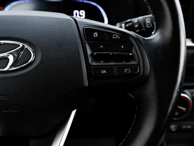 hyundai Venue 2023 - 21