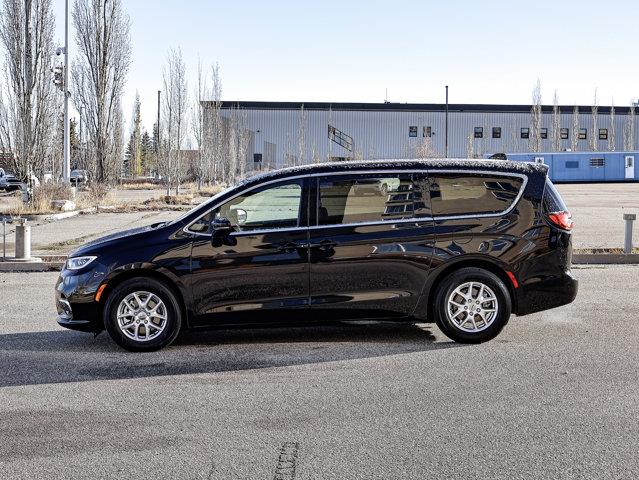 chrysler Pacifica 2024 - 10