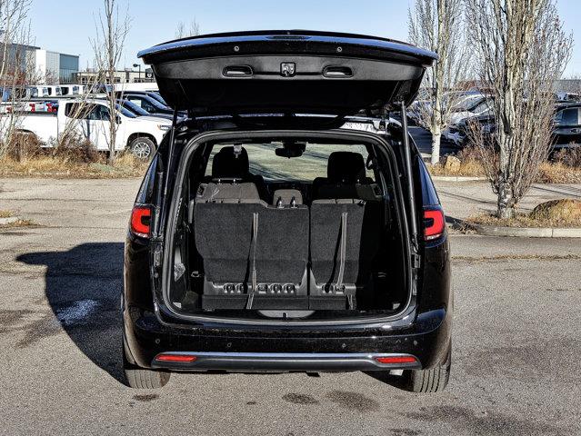 chrysler Pacifica 2024 - 15