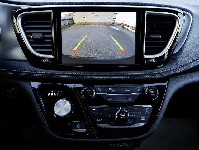 chrysler Pacifica 2024 - 25