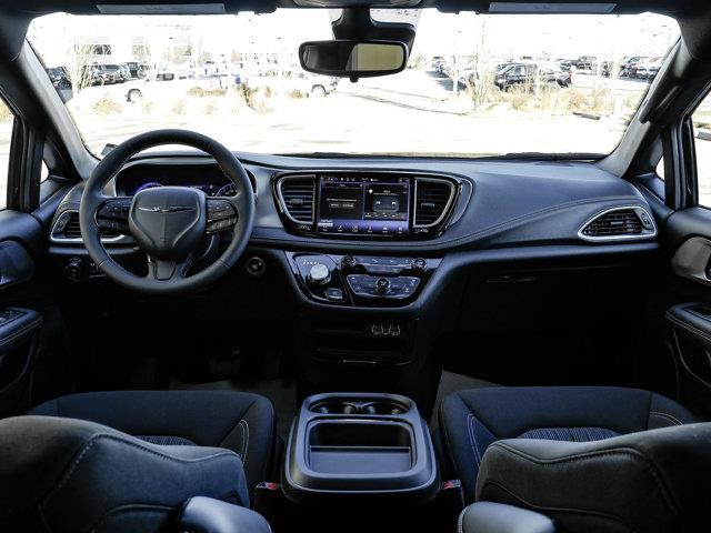 chrysler Pacifica 2024 - 29