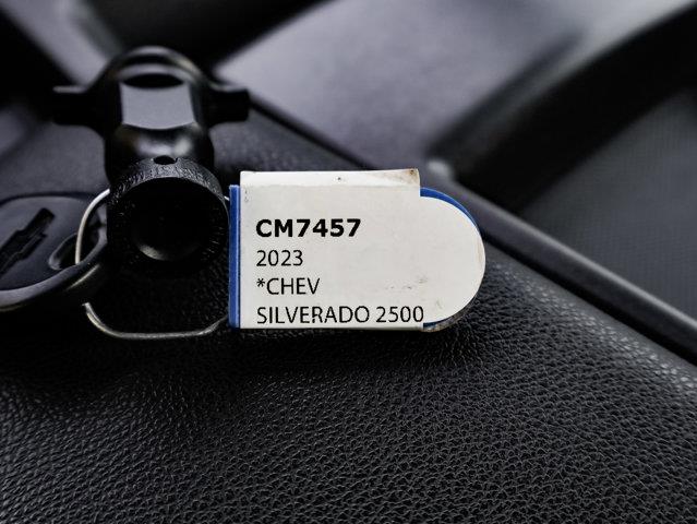 chevrolet Silverado 2500HD 2023 - 26