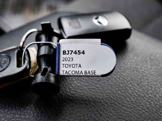 toyota Tacoma 2023 - 30