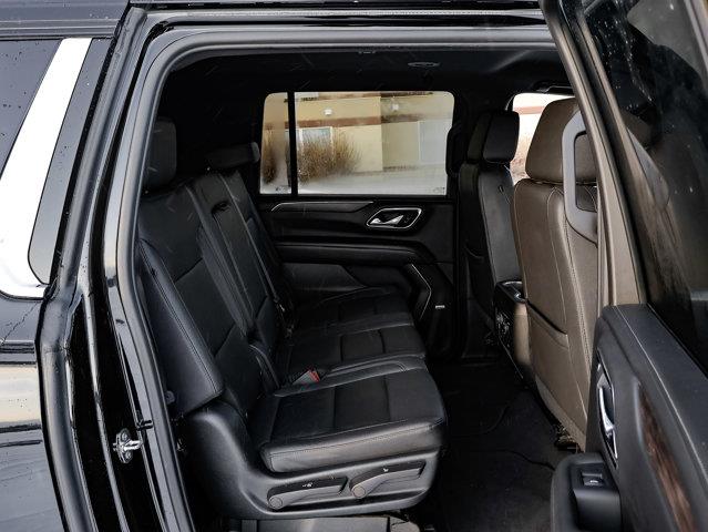 chevrolet Suburban 2023 - 28