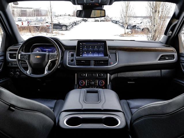 chevrolet Suburban 2023 - 30