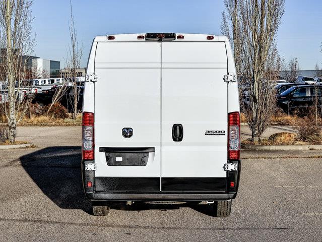 ram ProMaster Cargo Van 2024 - 12