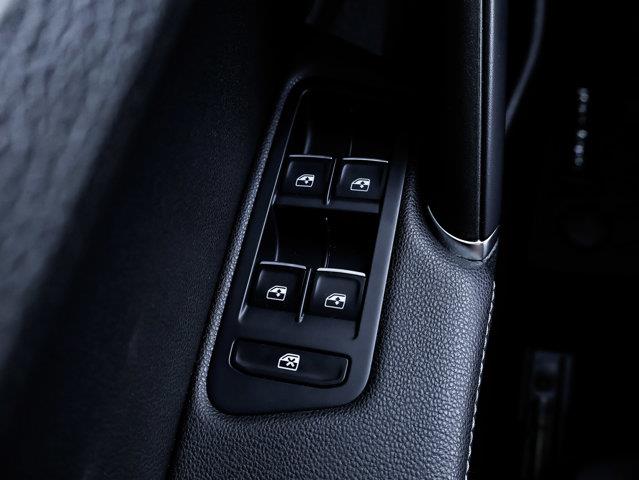 volkswagen Golf R 2019 - 17